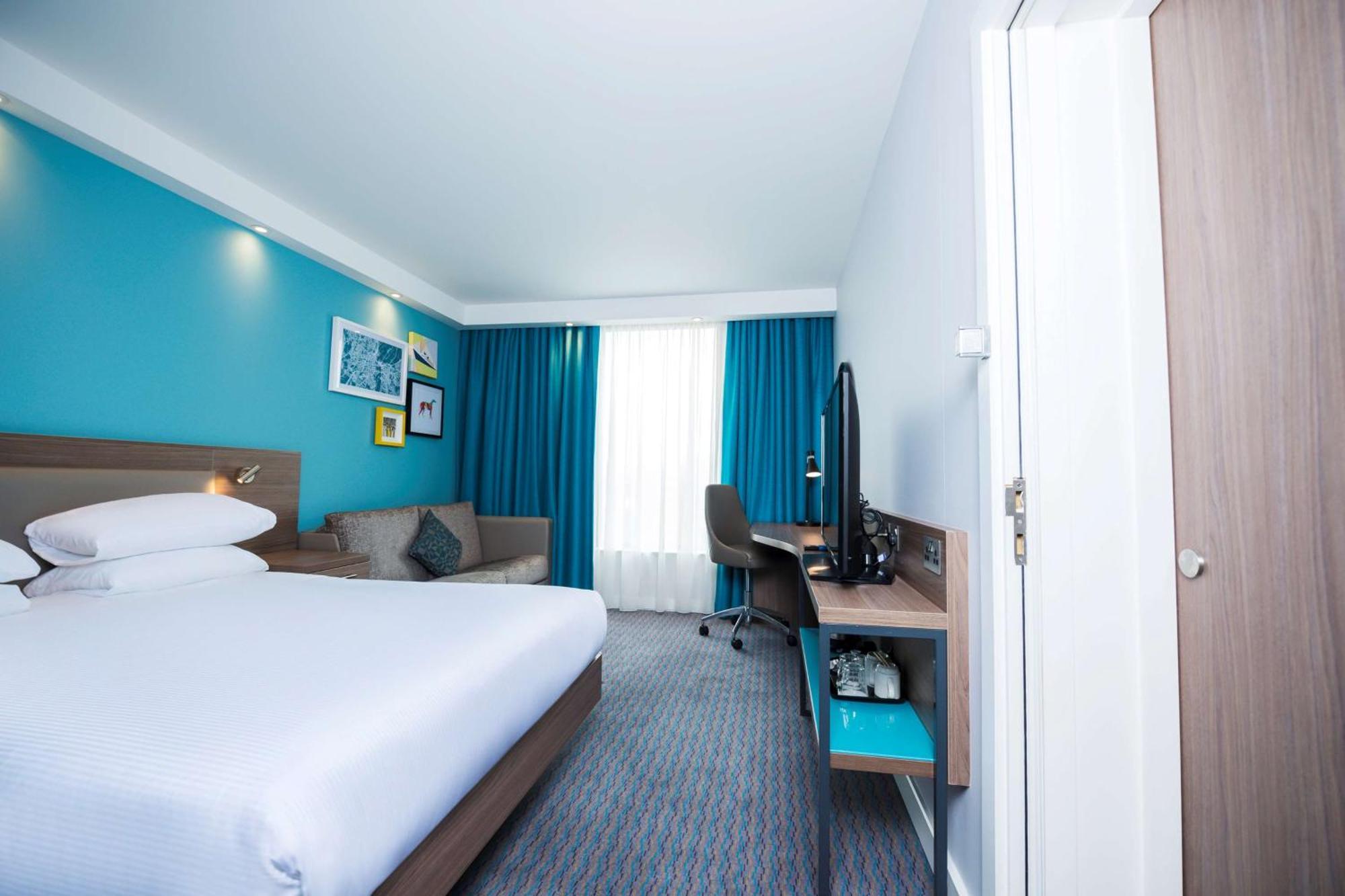 แฮมป์ตัน บาย ฮิลตัน เบลฟาสต์ ซิตี้เซ็นเตอร์ Hotel ภายนอก รูปภาพ